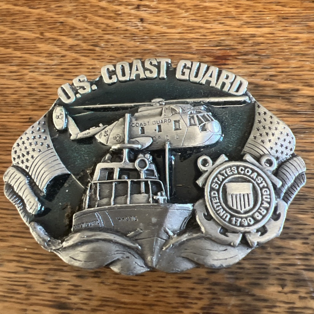 VINTAGE 1982 U.S. COAST GUARD BELT BUCKLE BY BERGAMOT BRASS WORKS #M132 USA Made